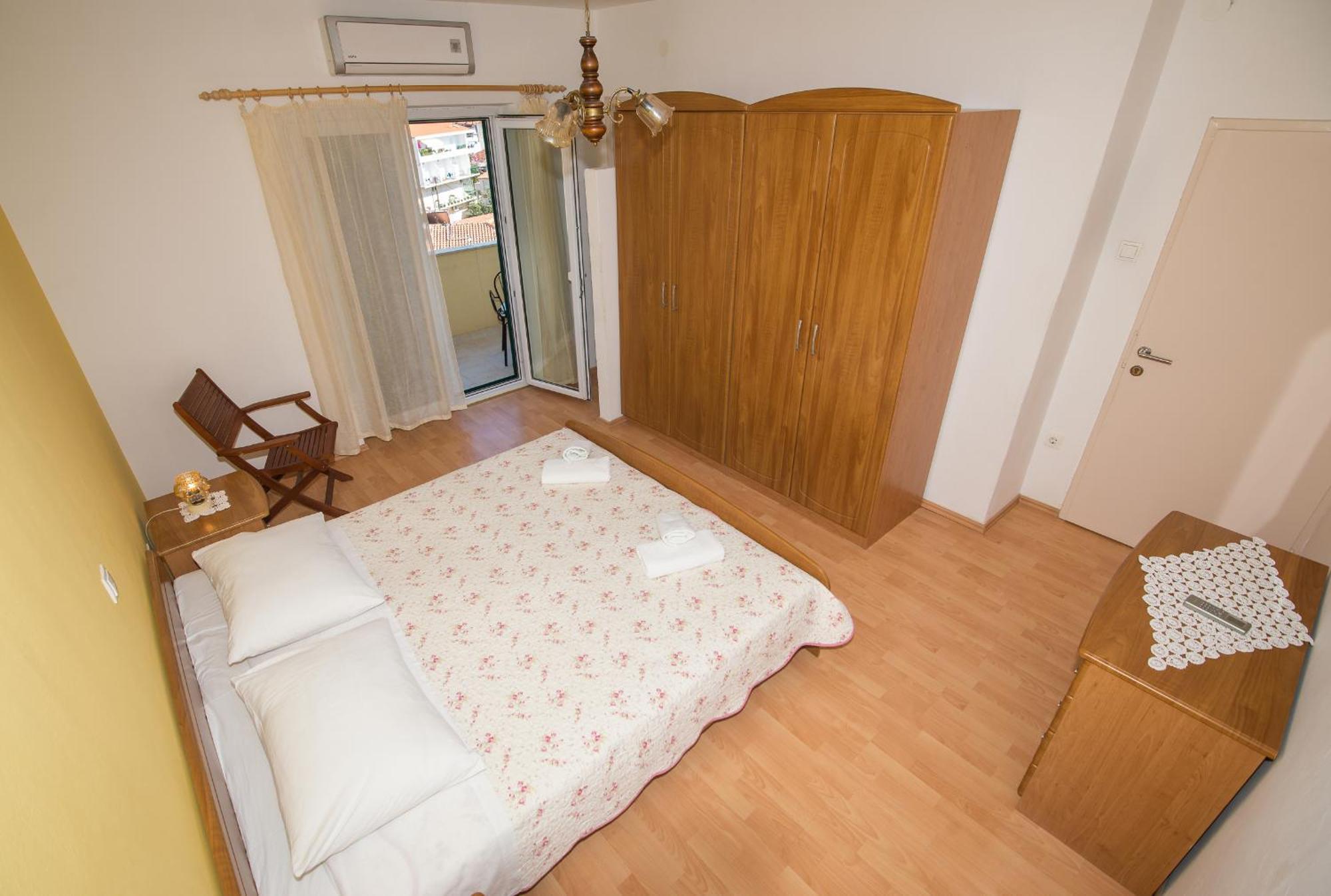 Apartments Marieta Makarska Zimmer foto